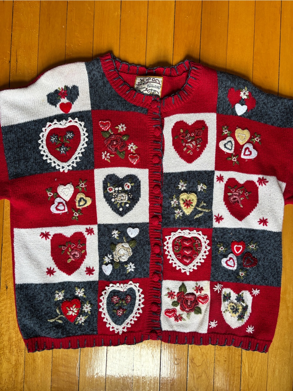 EUC Vintage Y2K Heirloom Collectibles XL Patchwork Heart Granny Cardigan Sweater - Picture 11 of 16